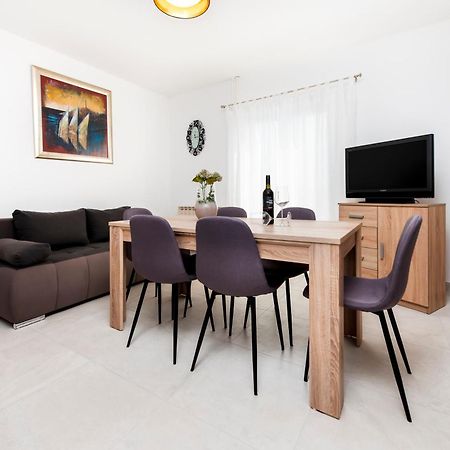 Apartment Ivo Rovinj Exterior photo