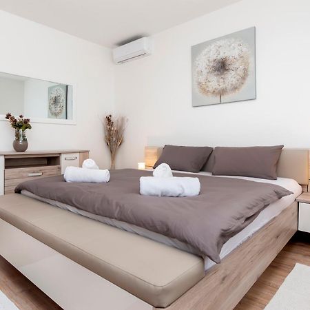 Apartment Ivo Rovinj Exterior photo