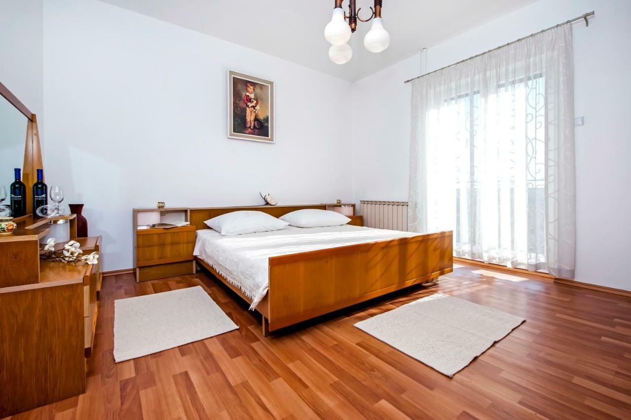 Apartment Ivo Rovinj Exterior photo