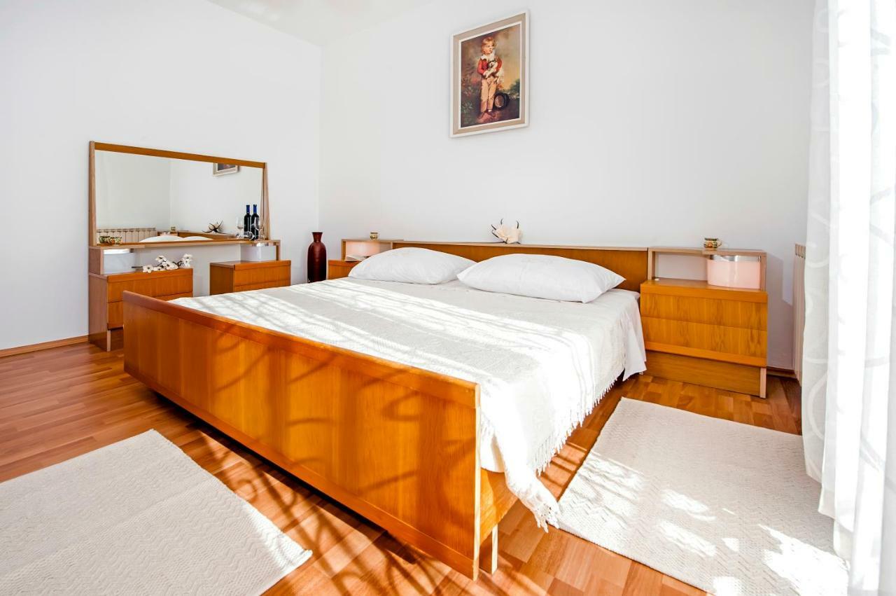 Apartment Ivo Rovinj Exterior photo